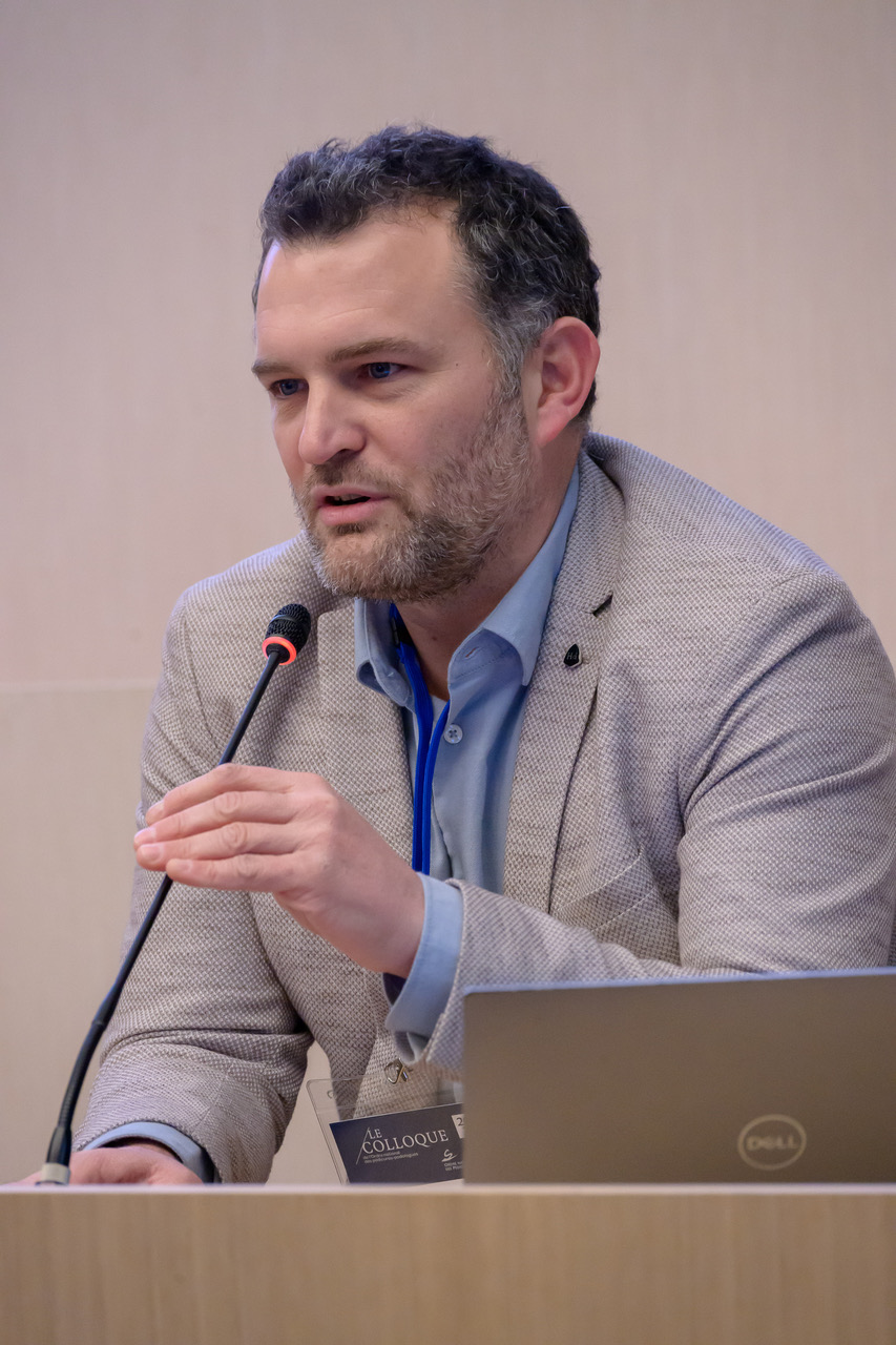 avatar d'une femme inconnue